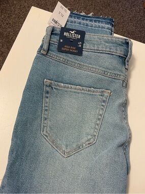 NWT Hollister High Rise Super Skinny Light Wash Jeans